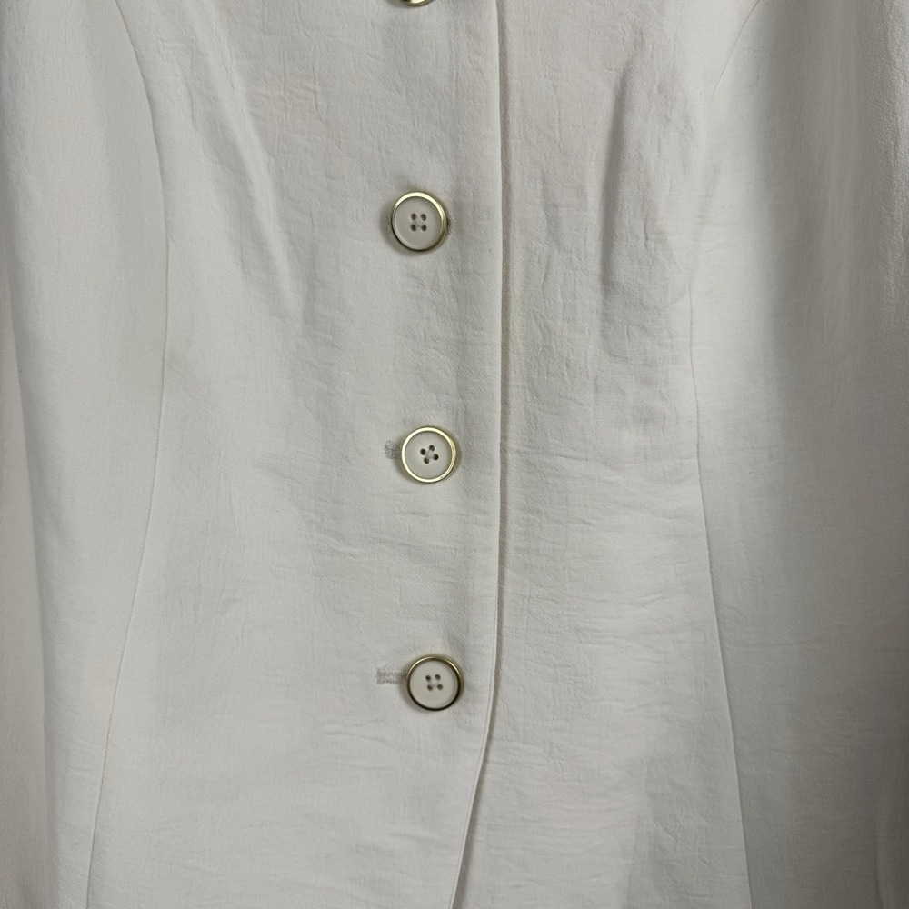 A New Day brand women's tailored vest in white, featured in size XXL. - Picture 3 of 9